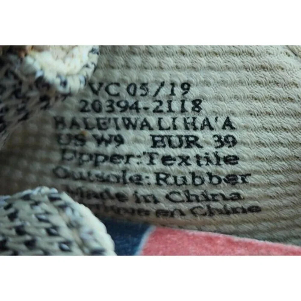 OluKai‎ Women's Hale'iwa LiHa'a Slip on Sneakers Shoes Mesh Gray/Beige Size 9